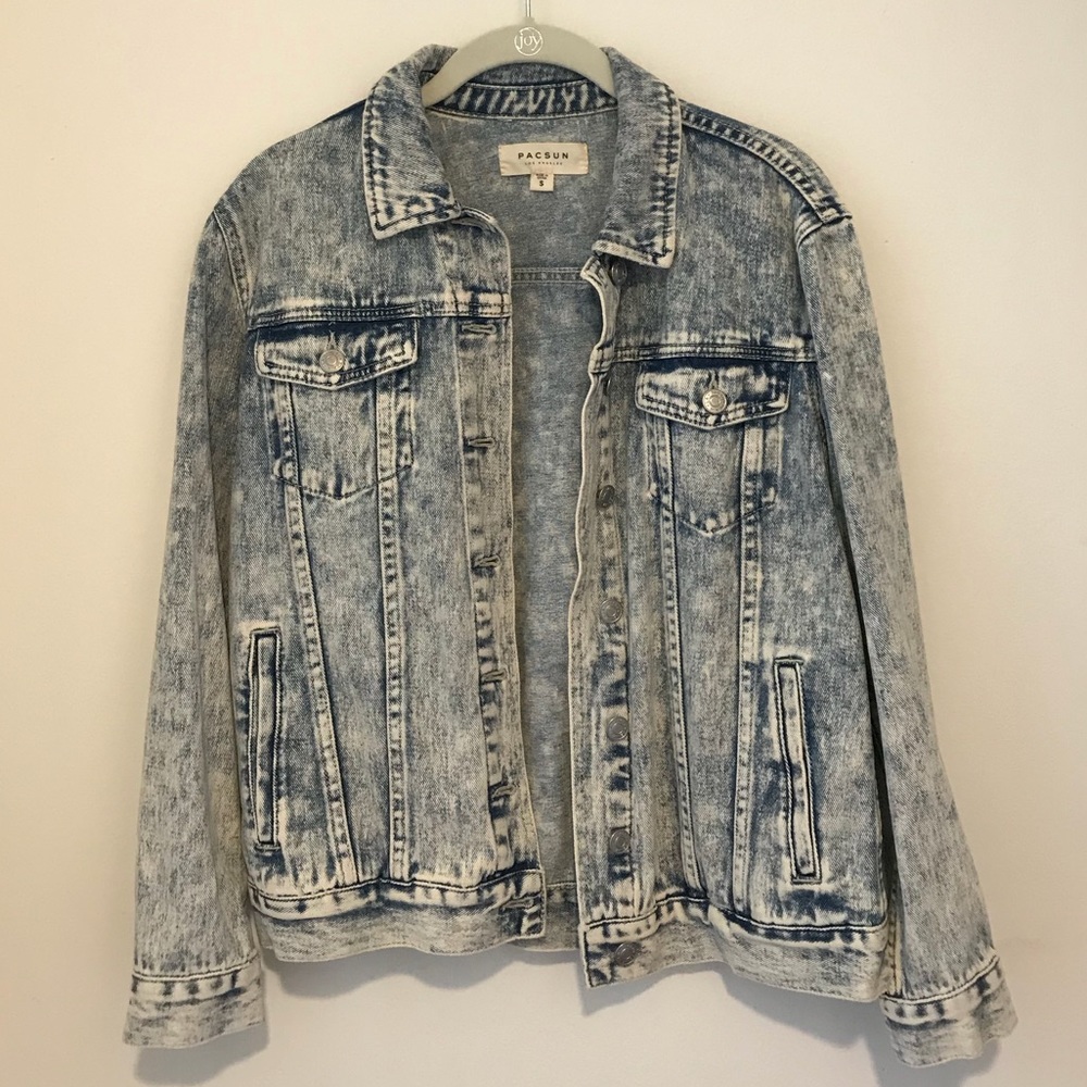 PACSUN Women’s Bullhead denim jacket (small)